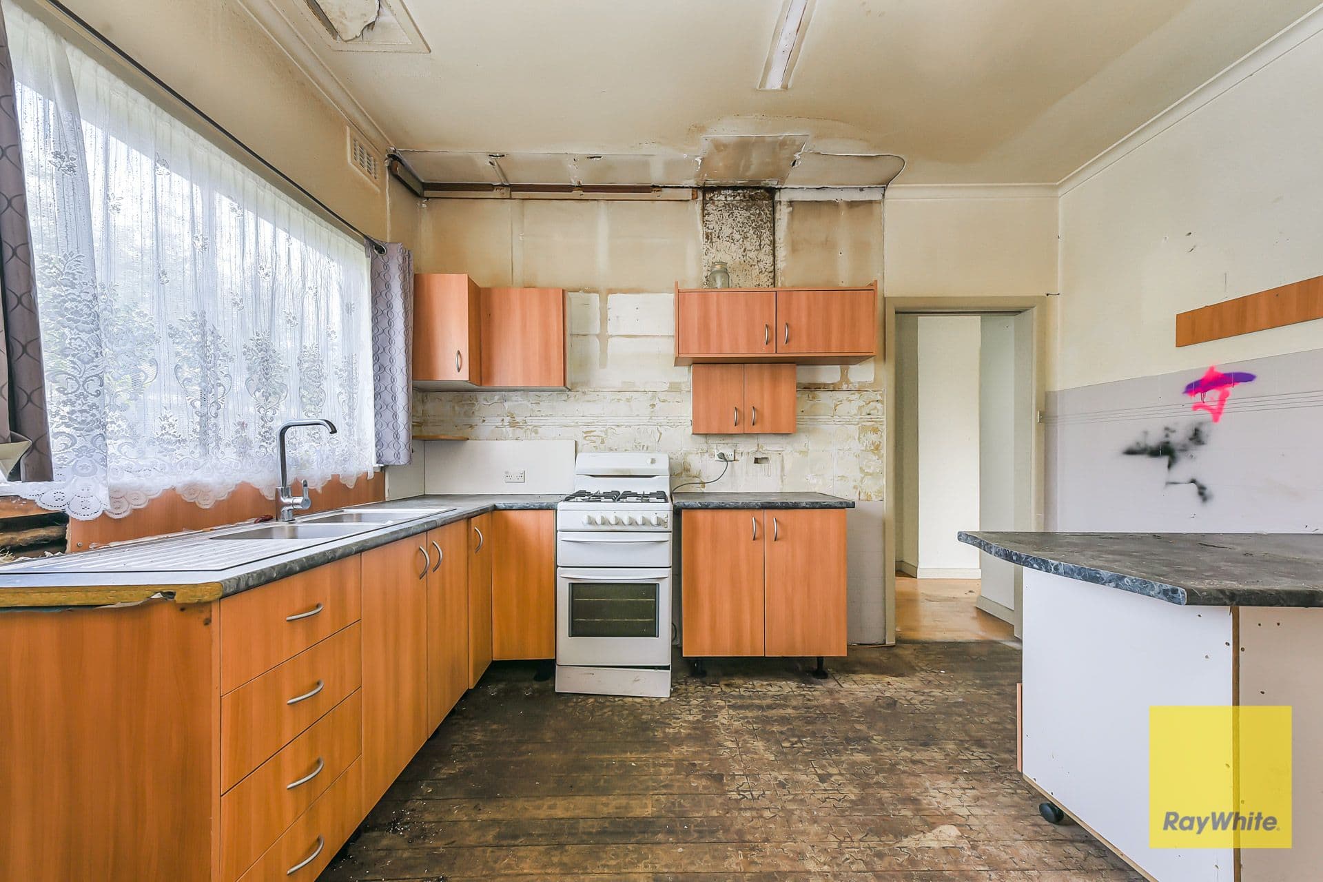 15 Sutherland Road, Dandenong VIC 3175, Dandenong - Thumbnail 5