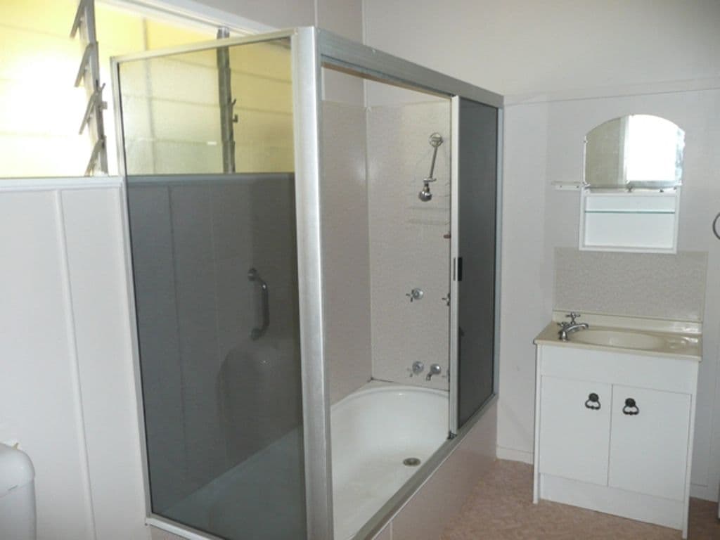55 Quail Street, LONGREACH QLD 4730, Longreach - Thumbnail 5