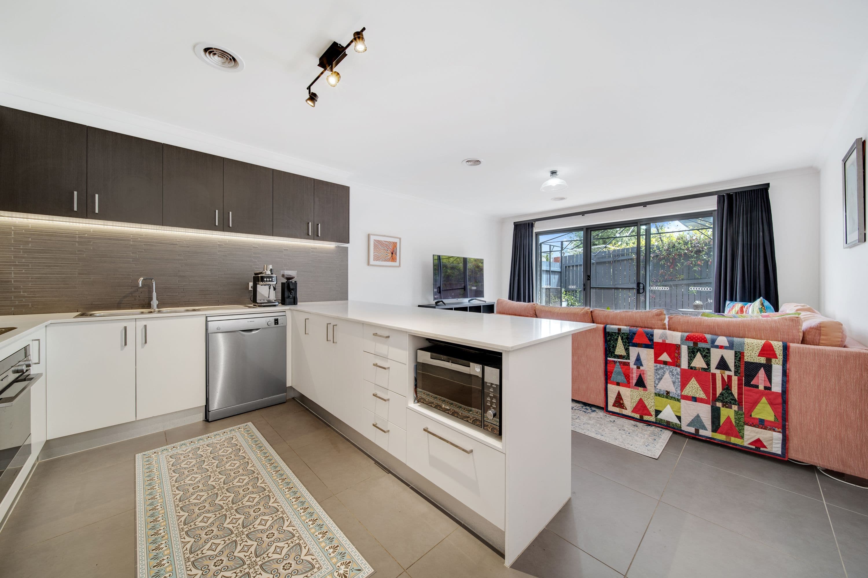 62 Cocoparra Crescent, Crace ACT 2911, Crace - Thumbnail 2