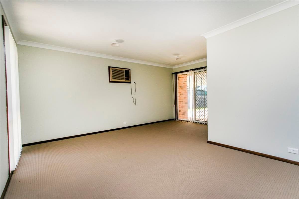 18 Redwood Place, CLAREMONT MEADOWS NSW 2747, Claremont Meadows - Thumbnail 4