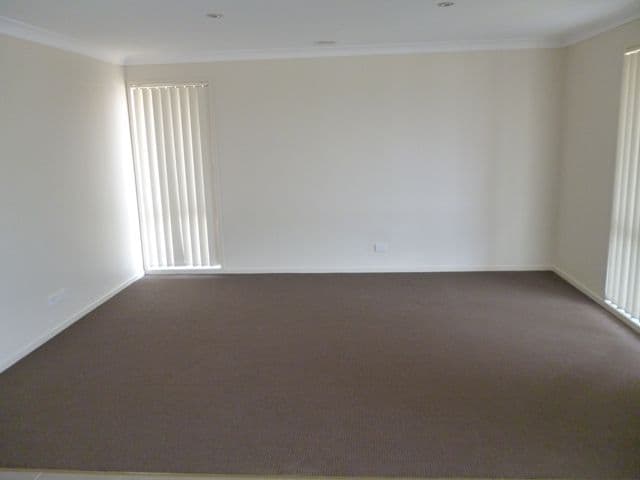 40 Honeyman Drive, Orange - Thumbnail 2