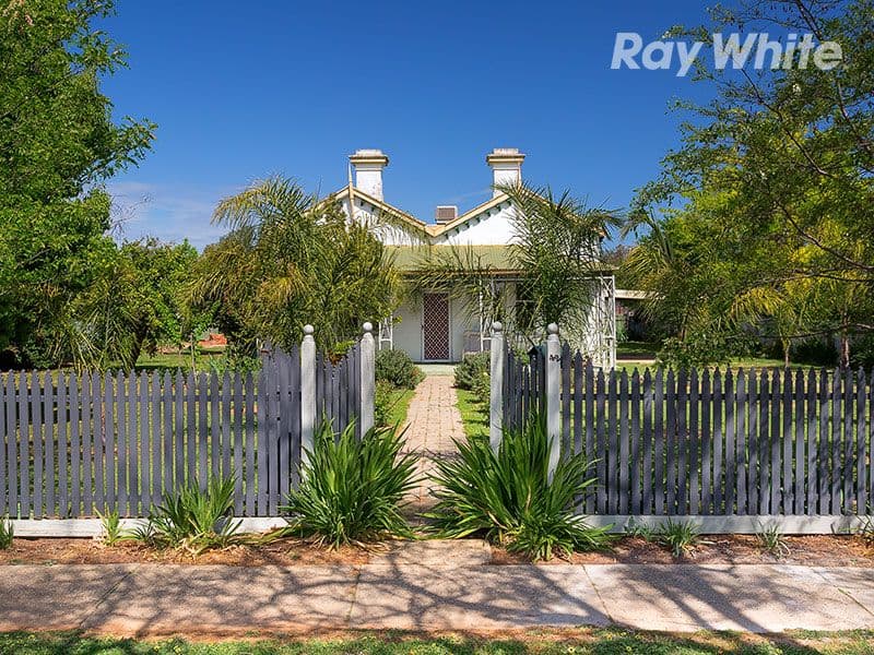 42 Albert Street, Corowa - Image 1