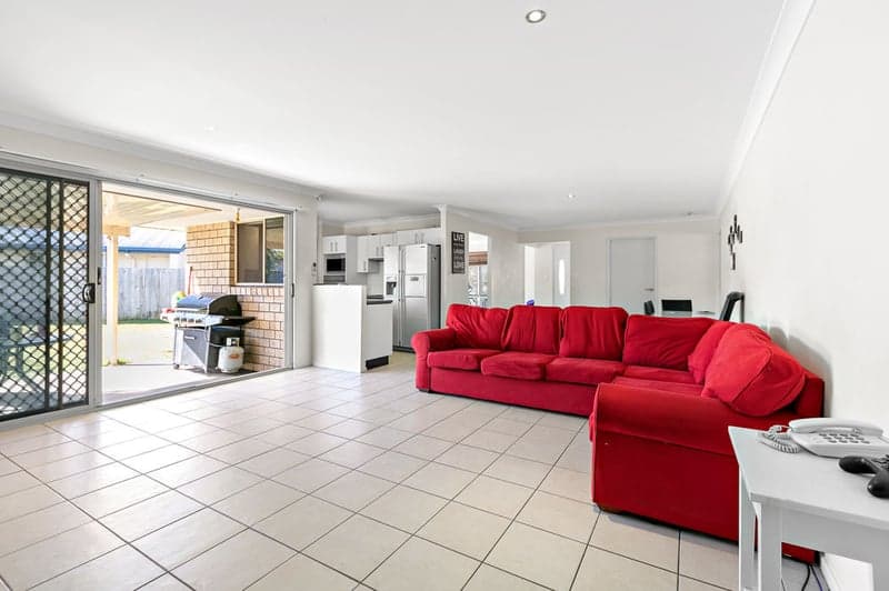 21 Nebo Street, Caloundra West - Thumbnail 5
