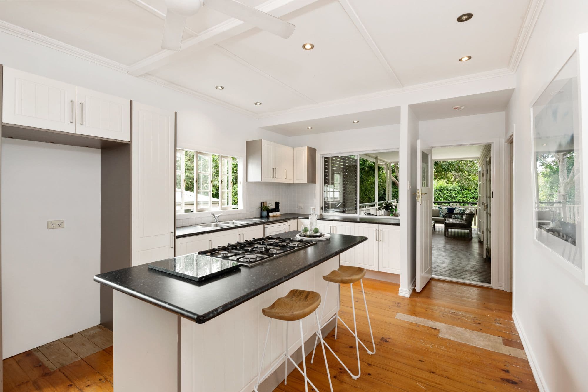 37 Boronia Avenue, Holland Park West QLD 4121, Holland Park West - Thumbnail 5