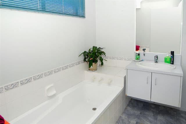 59 Banbury Crescent, CRAIGIEBURN VIC 3064, Craigieburn - Thumbnail 6