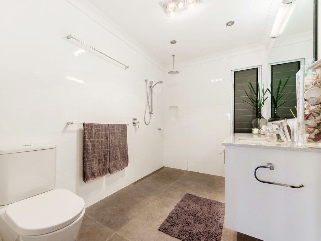 12 Magnolia Drive, Southport QLD 4215, Southport - Thumbnail 7