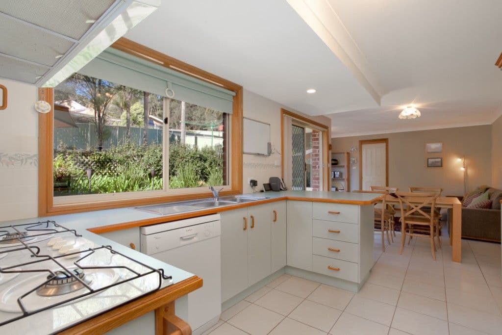 68 Crescent Road, CHARLESTOWN NSW 2290, Charlestown - Thumbnail 3