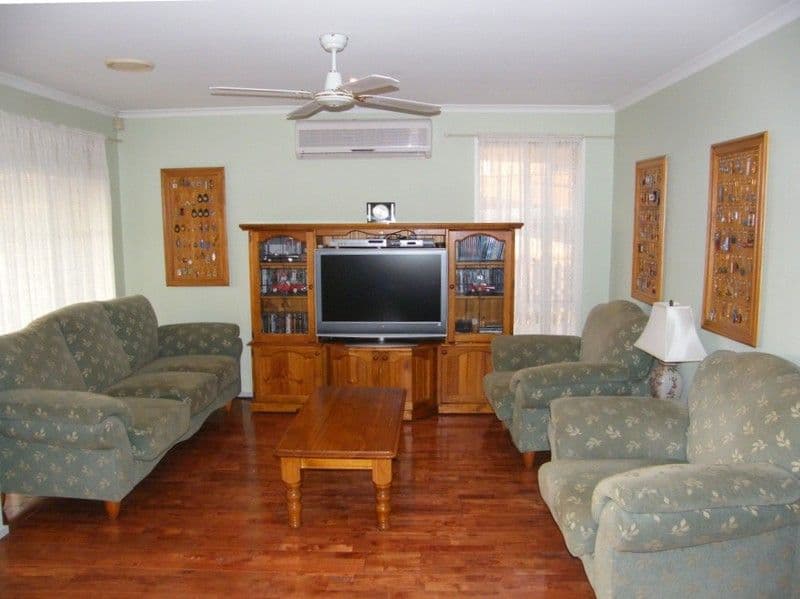 5  Pike Close, NARRE WARREN SOUTH VIC 3805, Narre Warren South - Thumbnail 2