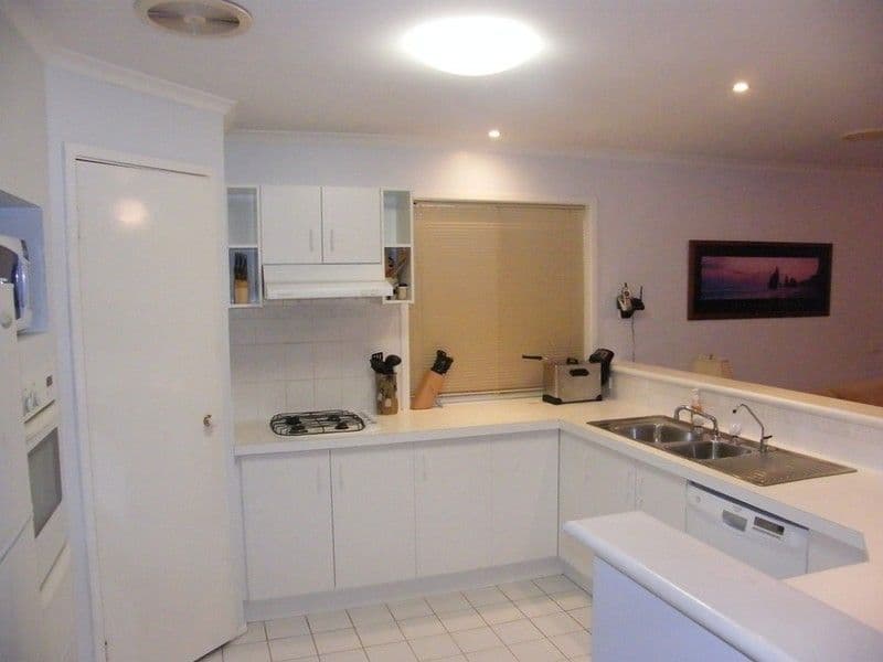 5  Pike Close, NARRE WARREN SOUTH VIC 3805, Narre Warren South - Thumbnail 6
