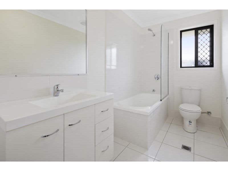 7 Denney Street, Gracemere QLD 4702, Gracemere - Thumbnail 4