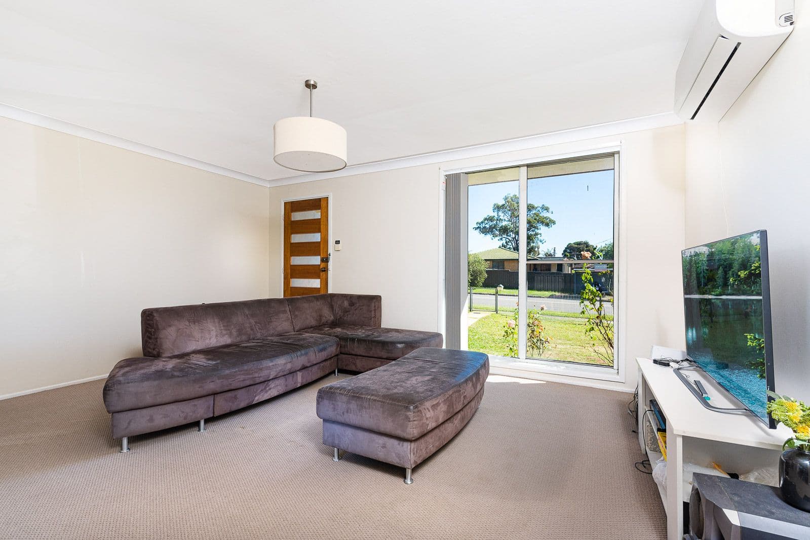 92 Tambaroora Crescent, Marayong NSW 2148, Marayong - Thumbnail 2