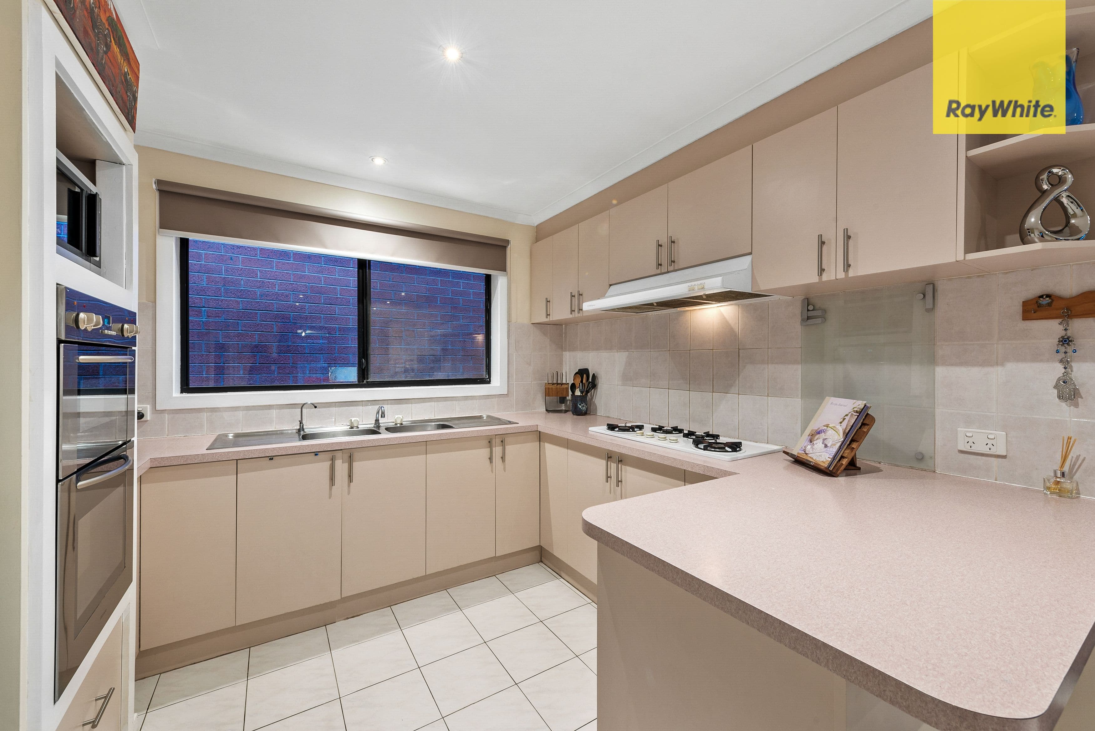 4 Alexander Close, Delahey VIC 3037, Delahey - Thumbnail 3