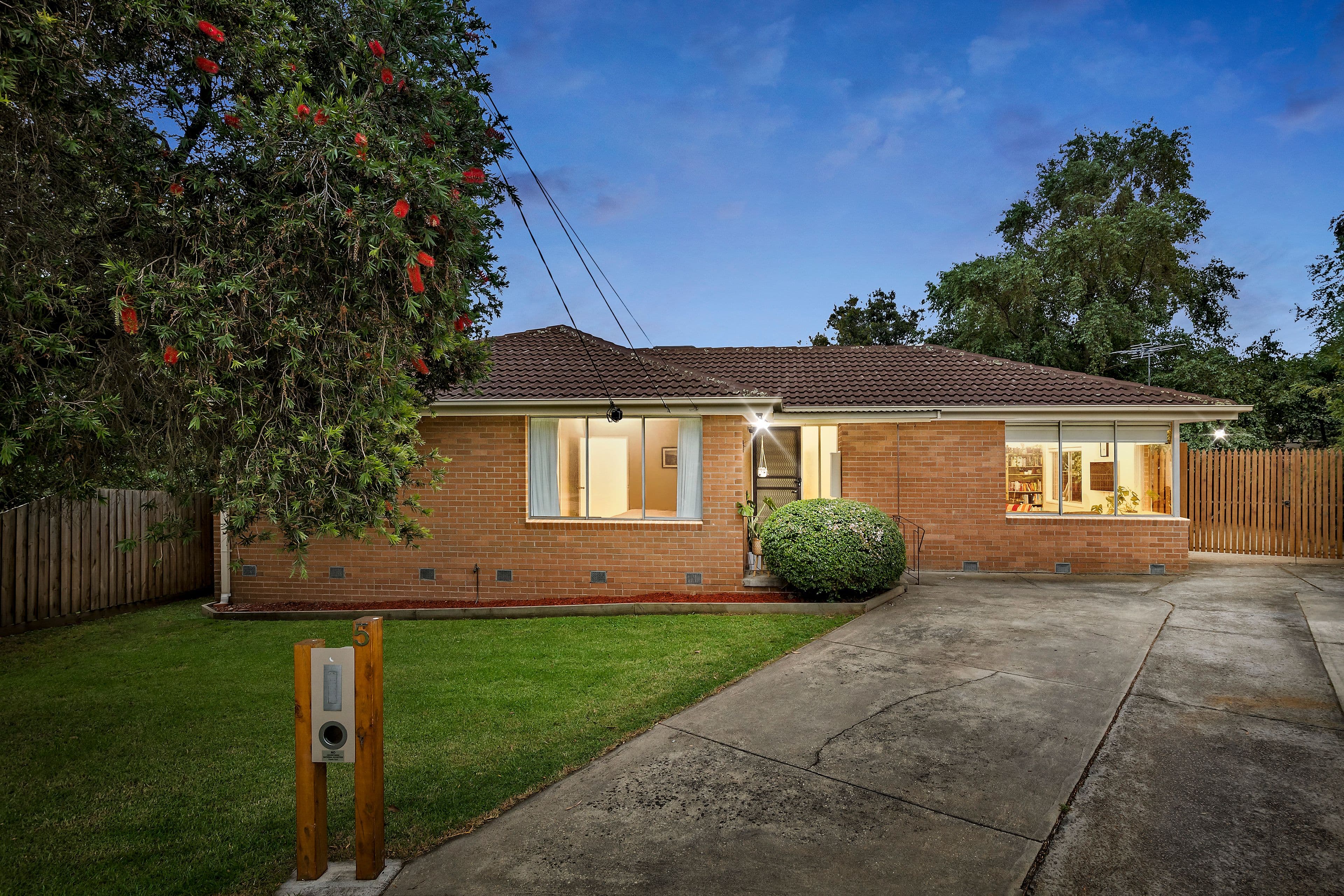 5 Flynn Court, Frankston VIC 3199, Frankston - Image 1