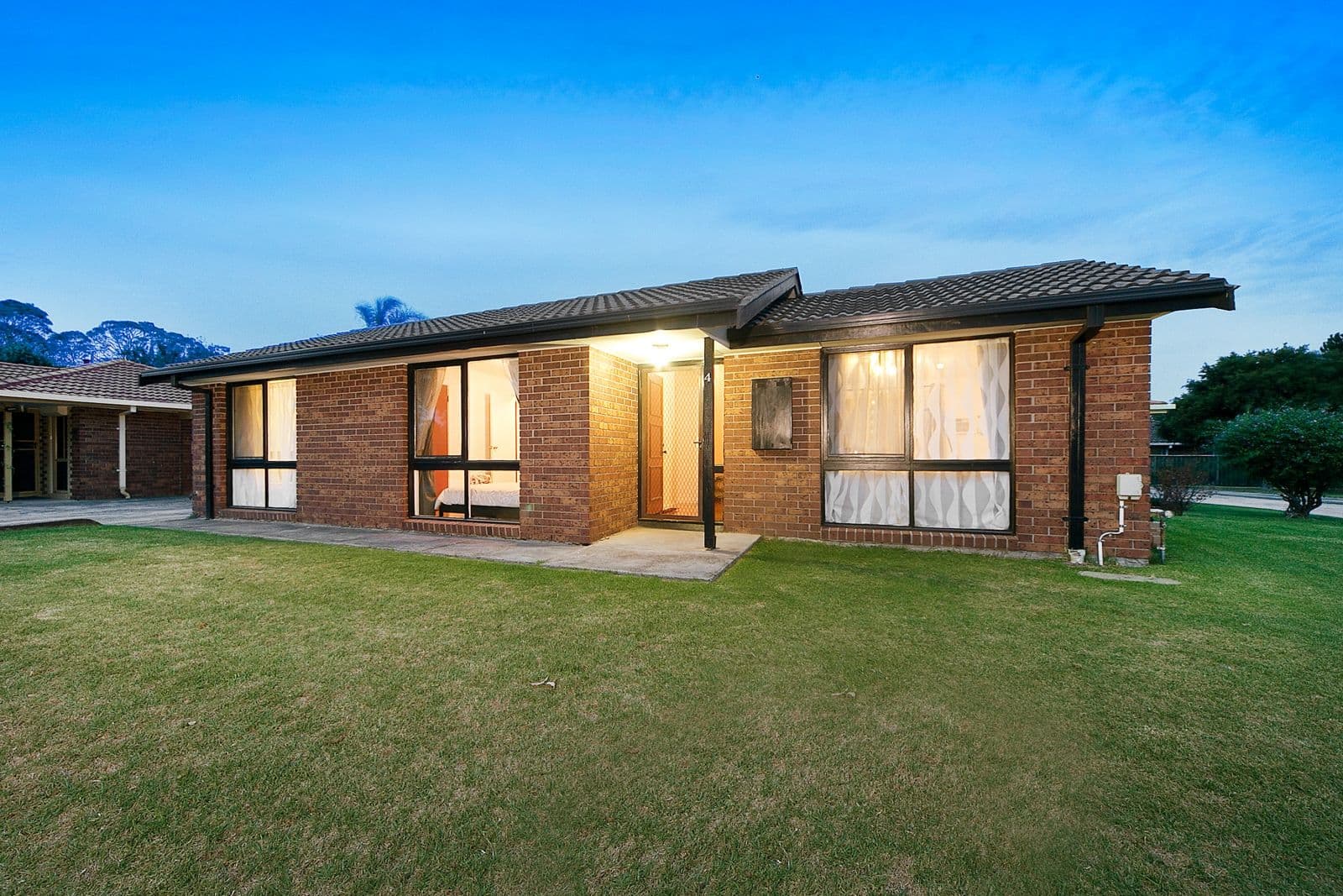 1/52 Canterbury Street, Flemington, Flemington - Image 1