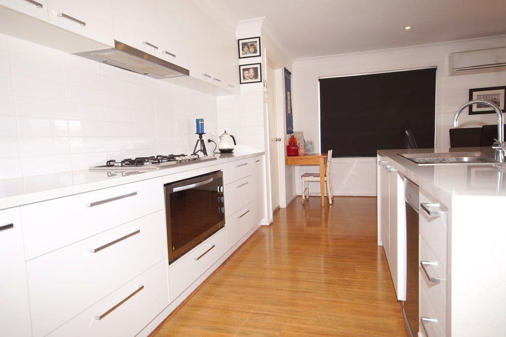 6 Dunes Road, Cowes VIC 3922, Cowes - Thumbnail 2