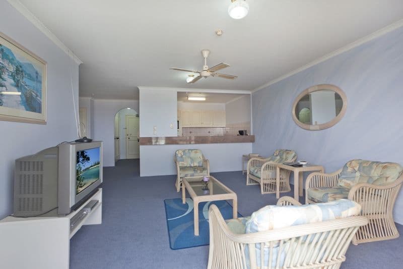 66 'Silverton', 2940 Gold Coast Highway, SURFERS PARADISE QLD 4217, Surfers Paradise - Thumbnail 4