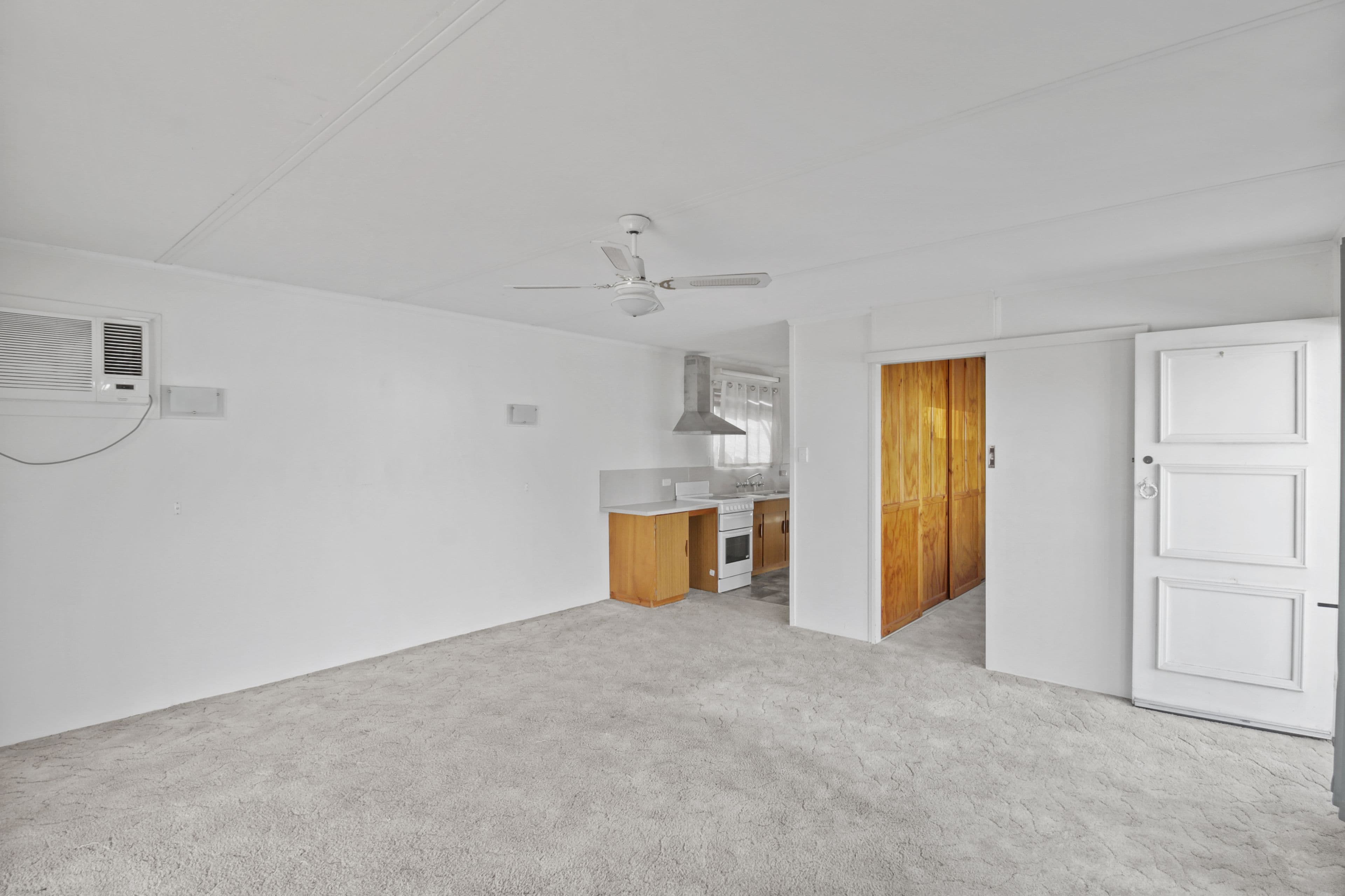 32 Eleventh Street, Renmark SA 5341, Renmark - Thumbnail 2