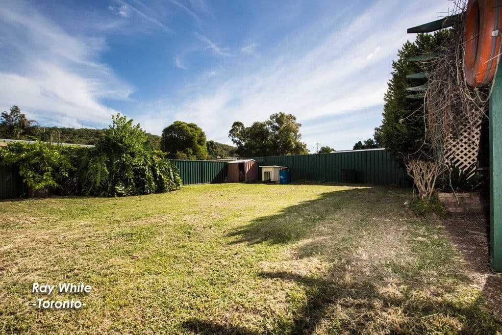 4 Galbraith Avenue, Toronto - Thumbnail 4