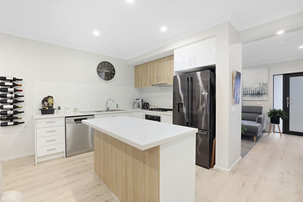 20 Bonsallo Walk, Tarneit VIC 3029, Tarneit - Thumbnail 7