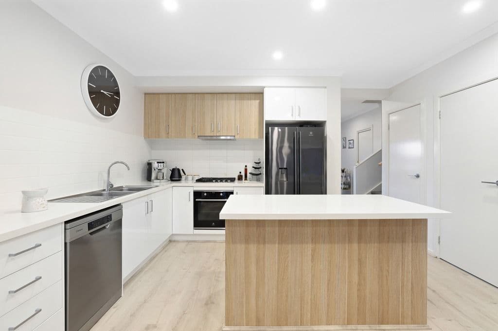 20 Bonsallo Walk, Tarneit VIC 3029, Tarneit - Thumbnail 8