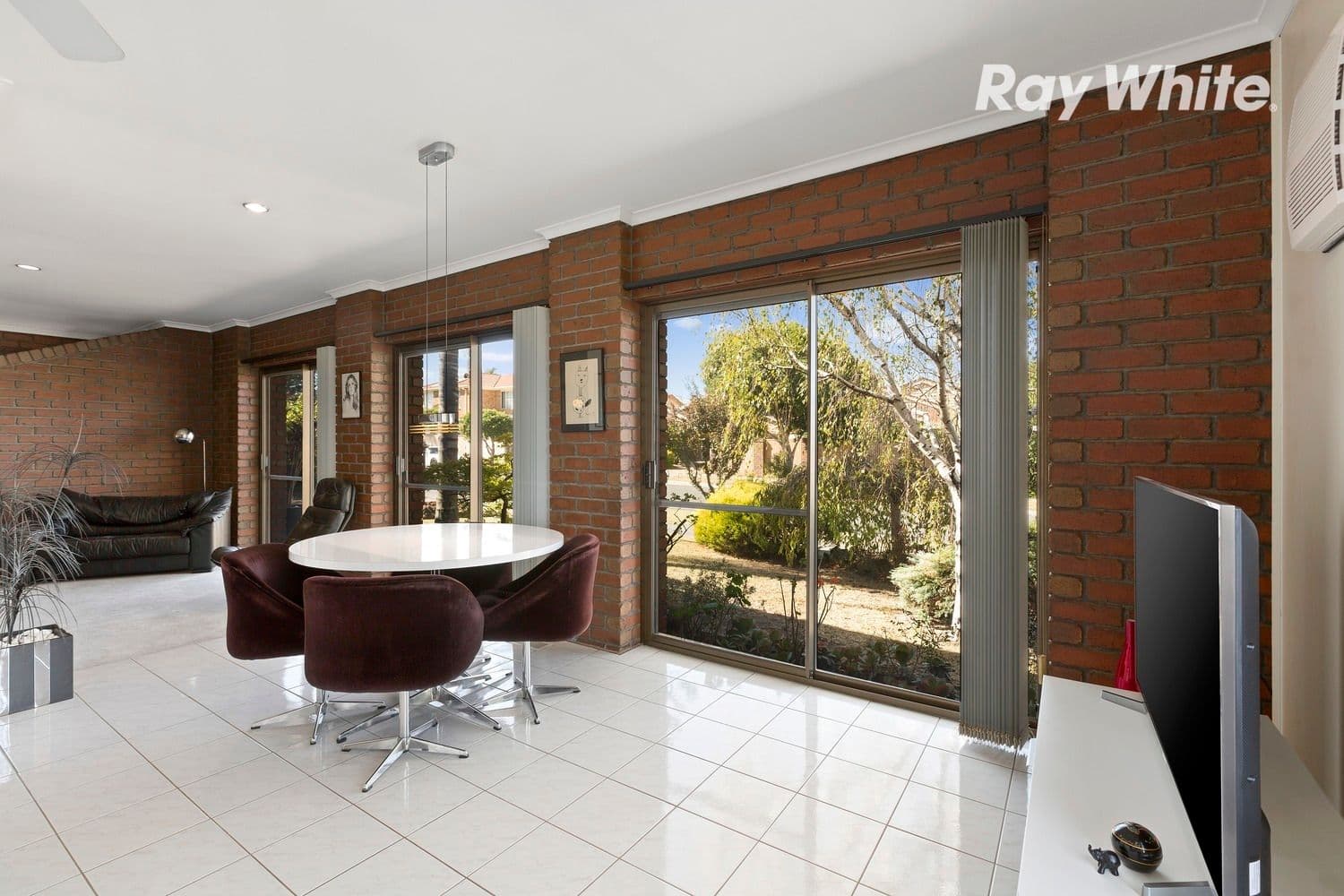 1 Lumeah Court, Dingley Village VIC 3172, Dingley Village - Thumbnail 3