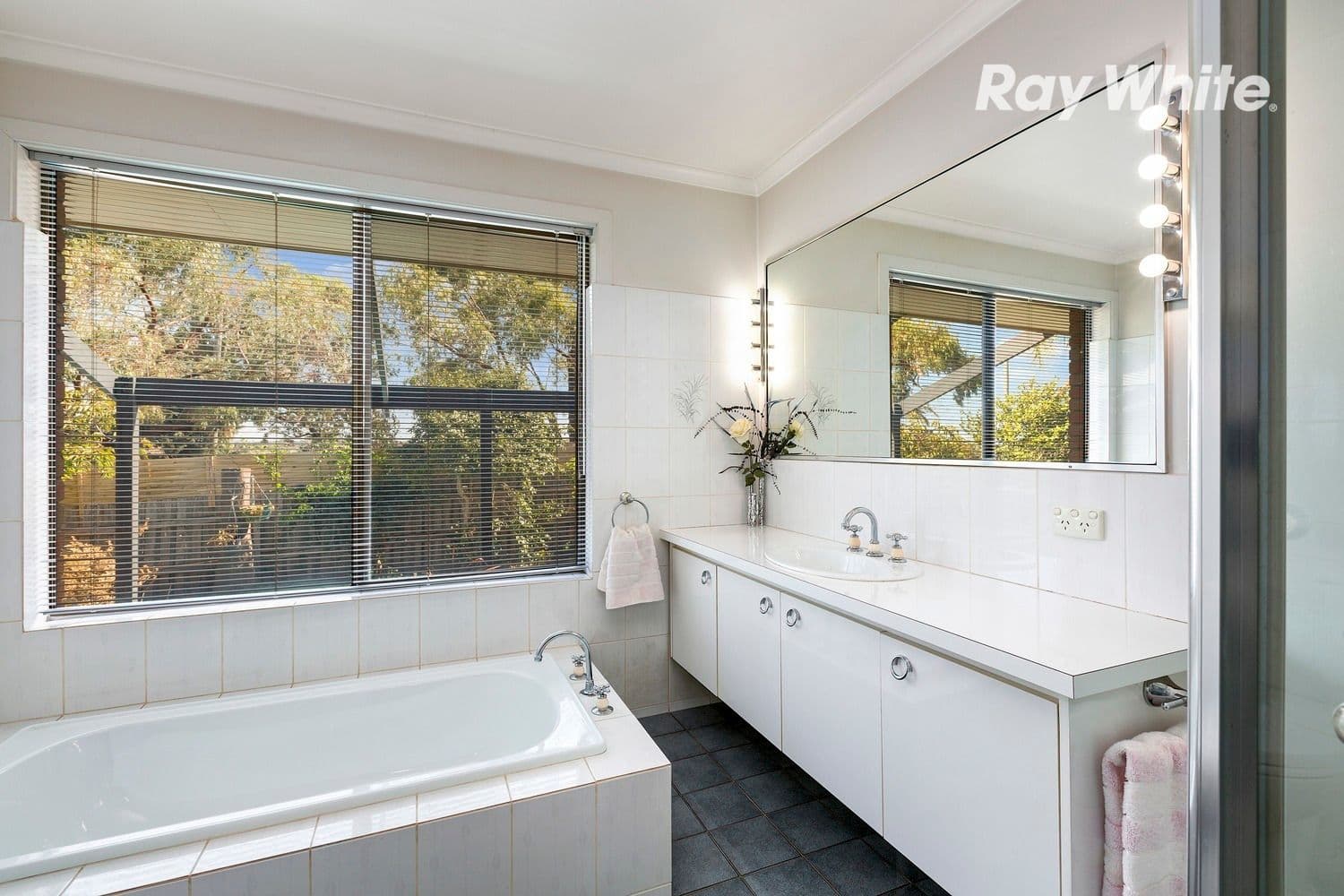 1 Lumeah Court, Dingley Village VIC 3172, Dingley Village - Thumbnail 6