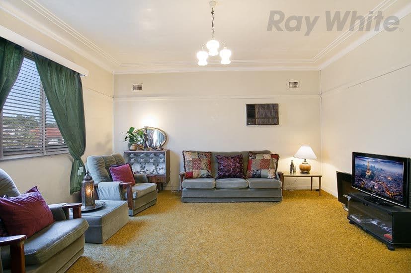 11 Eastview Avenue, North Ryde NSW 2113, North Ryde - Thumbnail 2