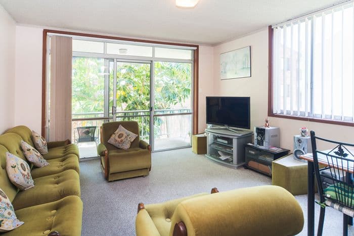  9 Armrick Avenue, Broadbeach QLD 4218, Broadbeach - Thumbnail 4