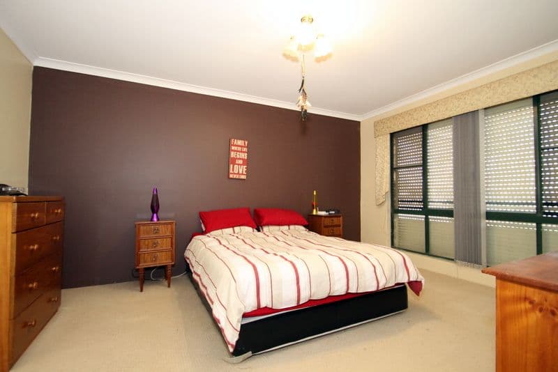 1 Elanora Drive, COOLOONGUP WA 6168, Cooloongup - Thumbnail 2
