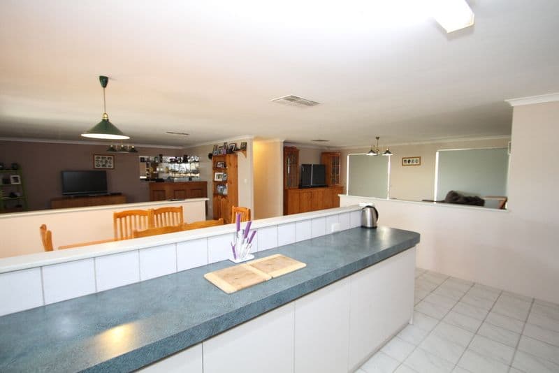 1 Elanora Drive, COOLOONGUP WA 6168, Cooloongup - Thumbnail 4