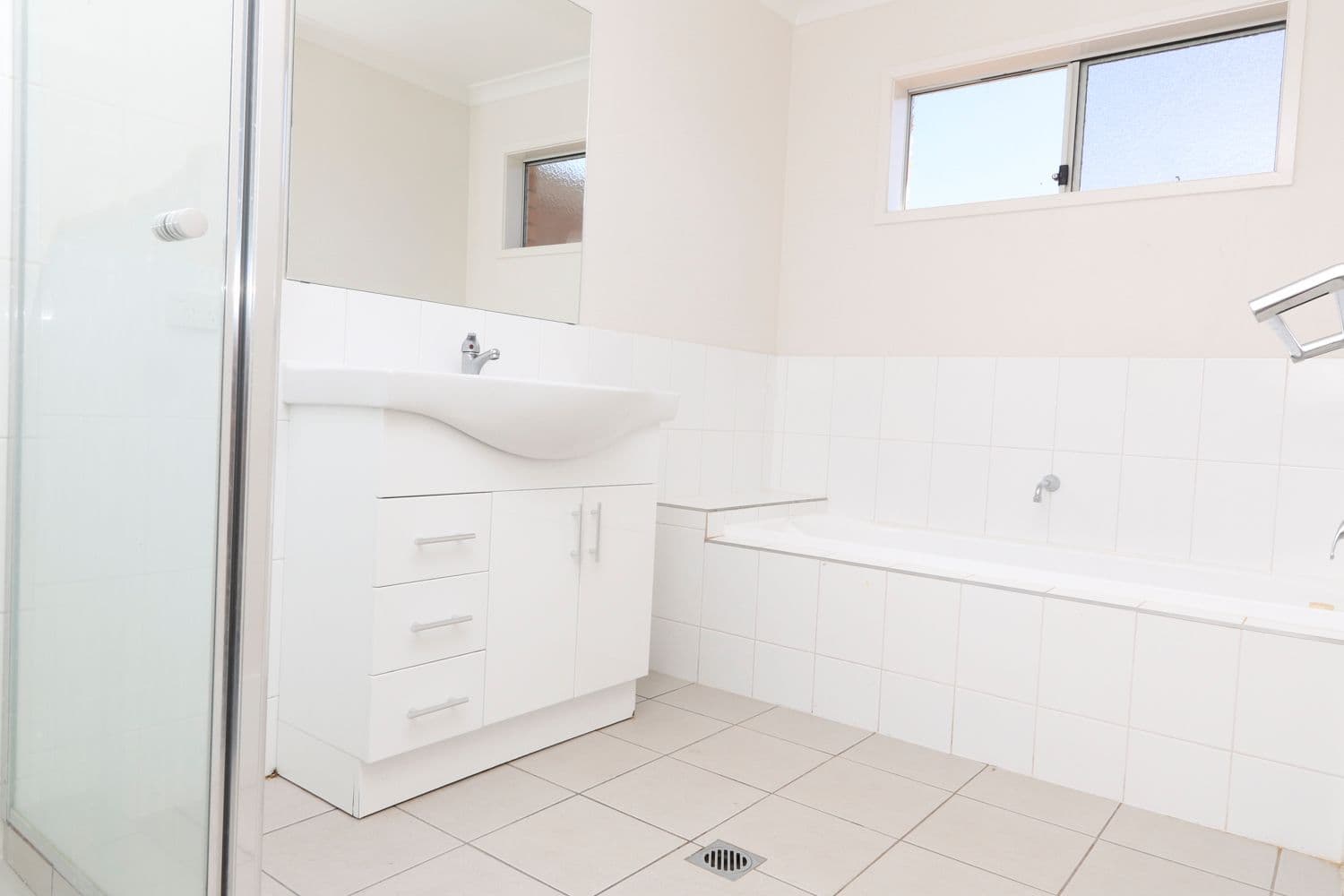 4 Harrison Place, Griffith - Thumbnail 8