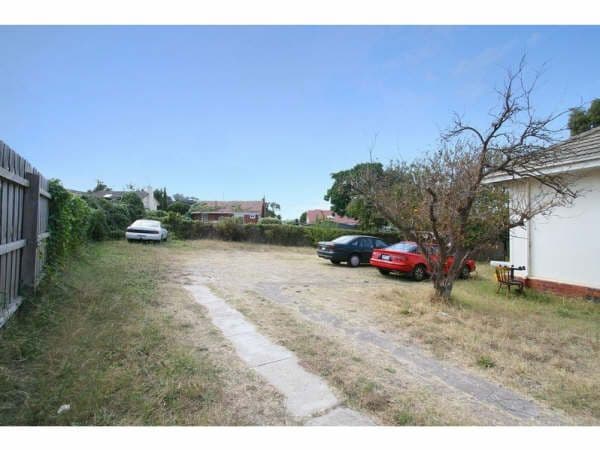 7-9 Sunderland Avenue, ASHBURTON VIC 3147, Ashburton - Thumbnail 3
