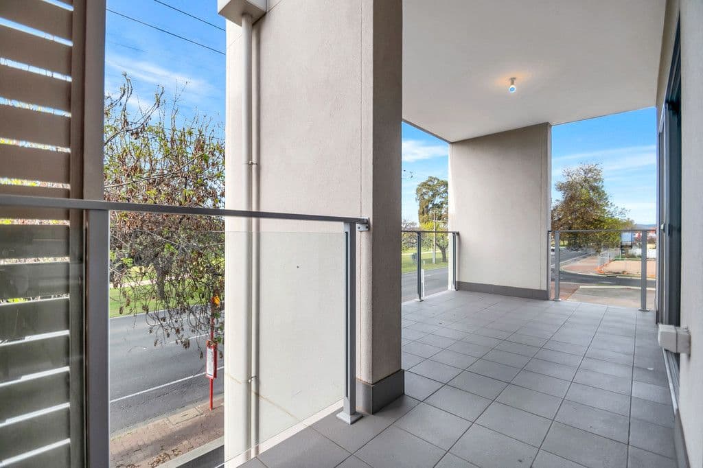 1A Oval Avenue, Woodville South SA 5011, Woodville South - Thumbnail 4