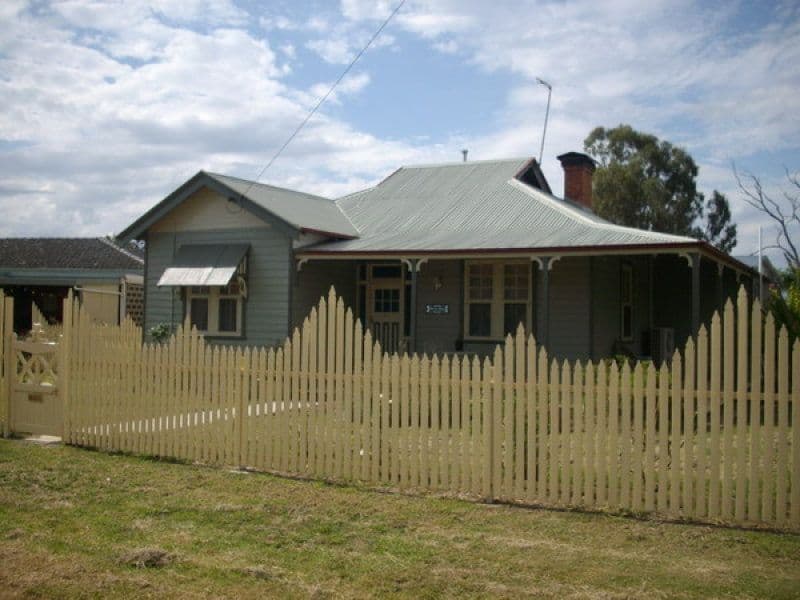 15 Sladen St East, HENTY NSW 2658, Henty - Image 1