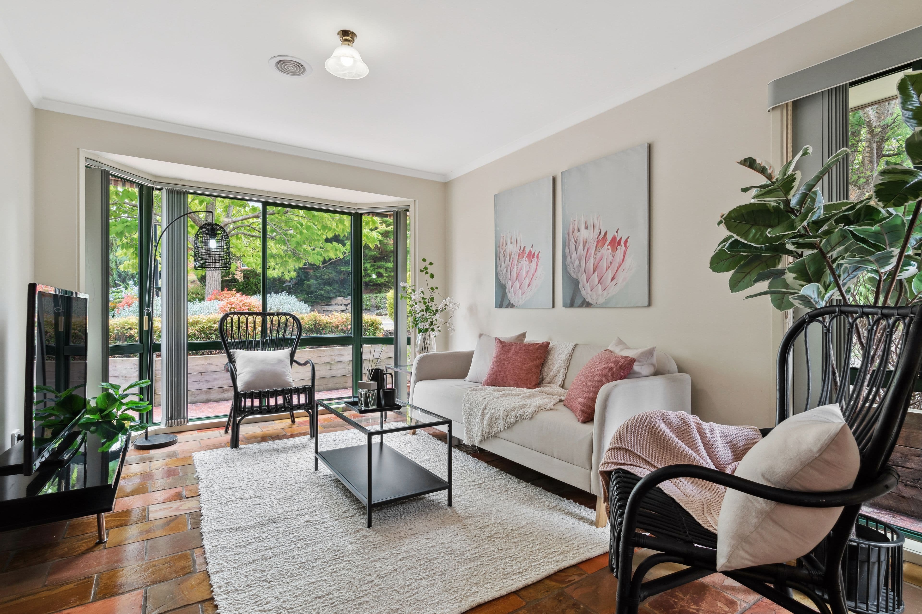 17 COMMERFORD Place, Chirnside Park VIC 3116, Chirnside Park - Thumbnail 2