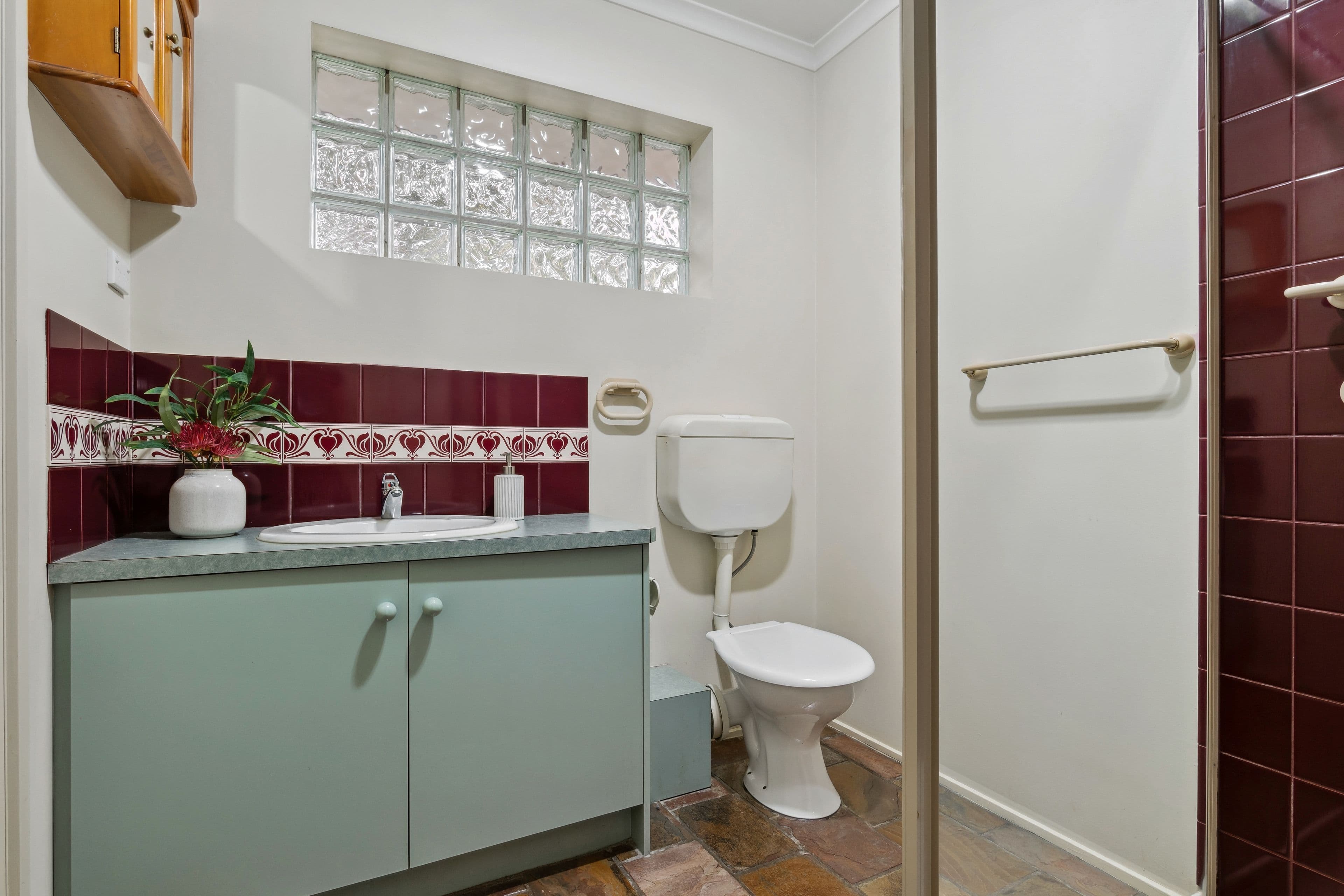 17 COMMERFORD Place, Chirnside Park VIC 3116, Chirnside Park - Thumbnail 7