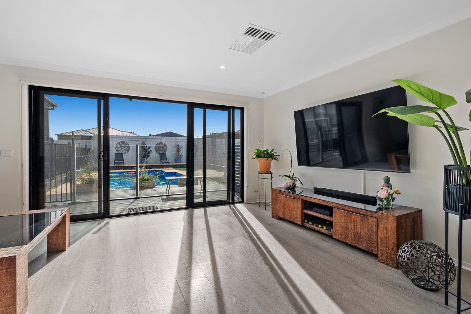 31 Carlyon Close, Melton West VIC 3337, Melton West - Thumbnail 5
