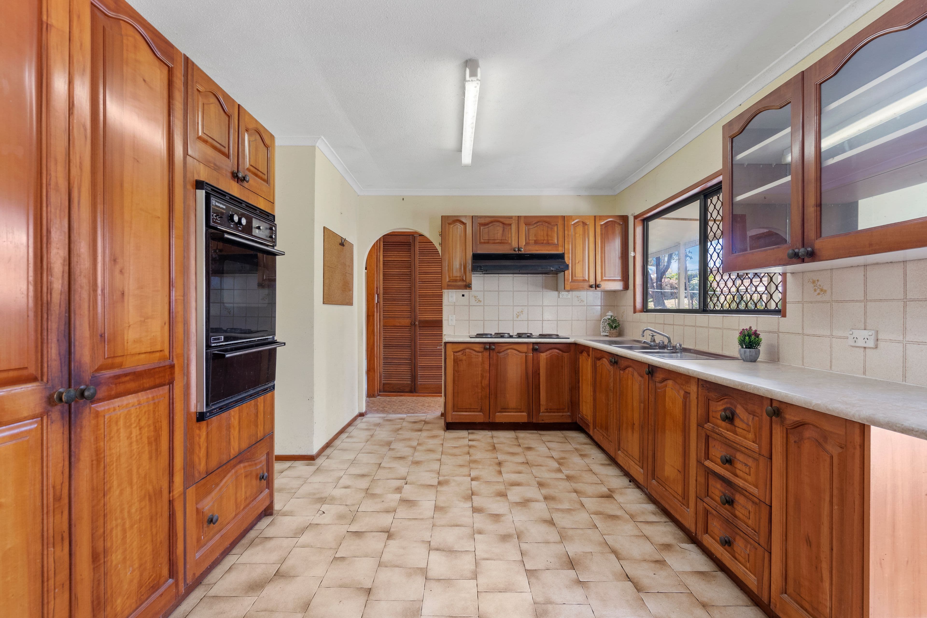 10 Bremer Street, Laidley QLD 4341, Laidley - Thumbnail 3