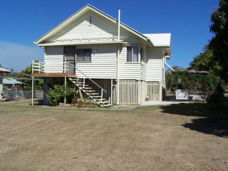 14 Agnes Street, GLADSTONE QLD 4680, South Gladstone - Thumbnail 8