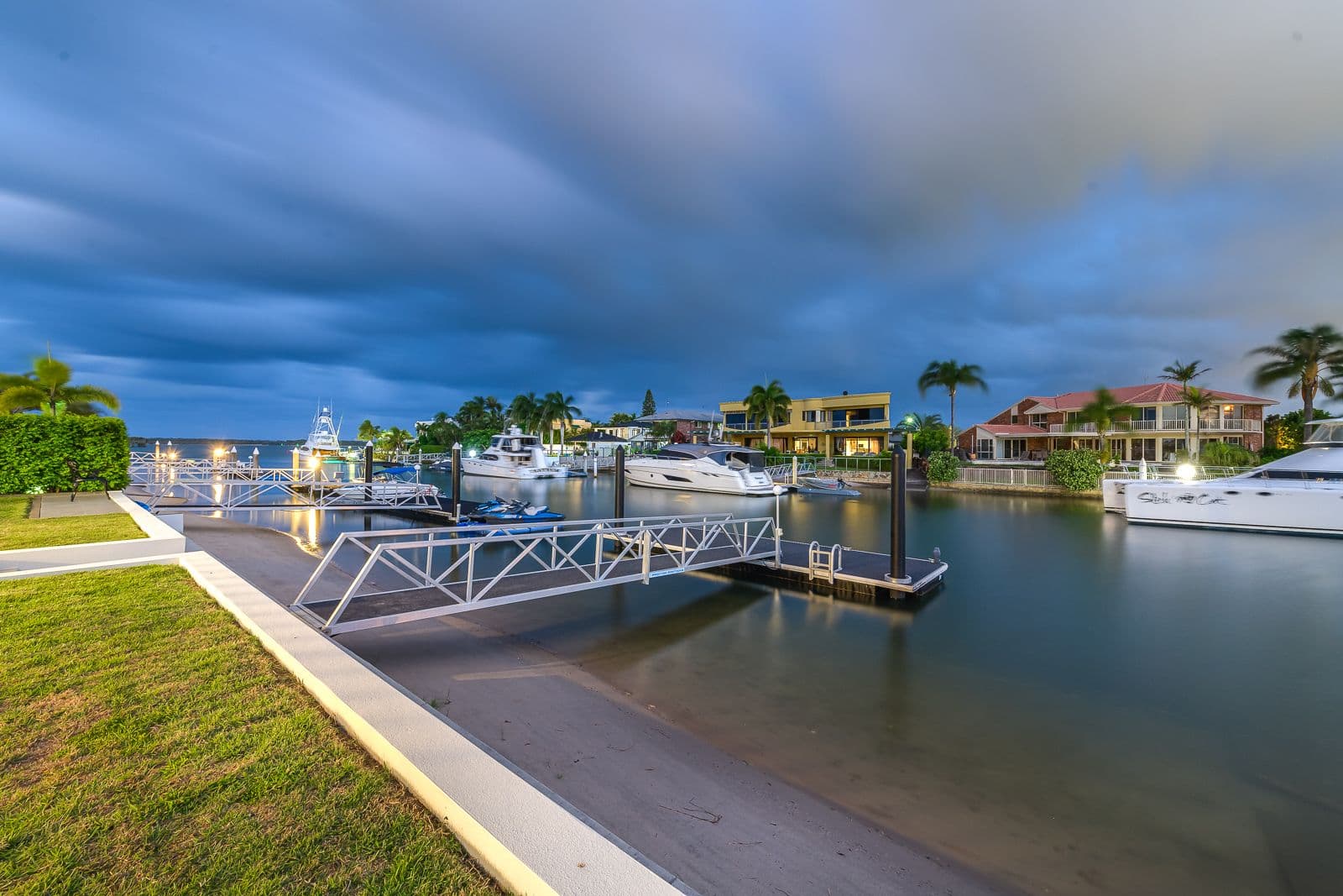 14 Sapphire Street, Hollywell QLD 4216, Hollywell - Thumbnail 4