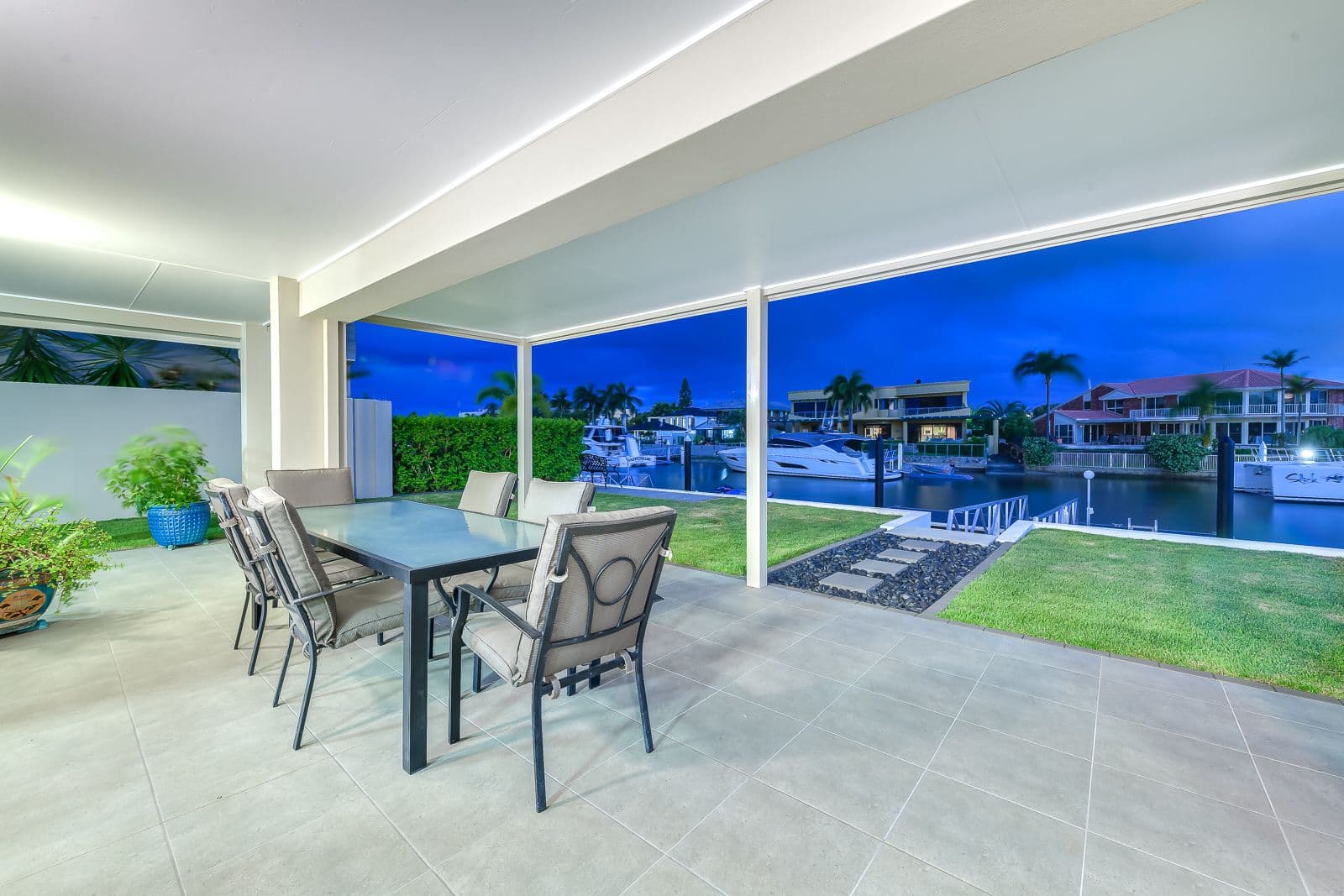 14 Sapphire Street, Hollywell QLD 4216, Hollywell - Thumbnail 5