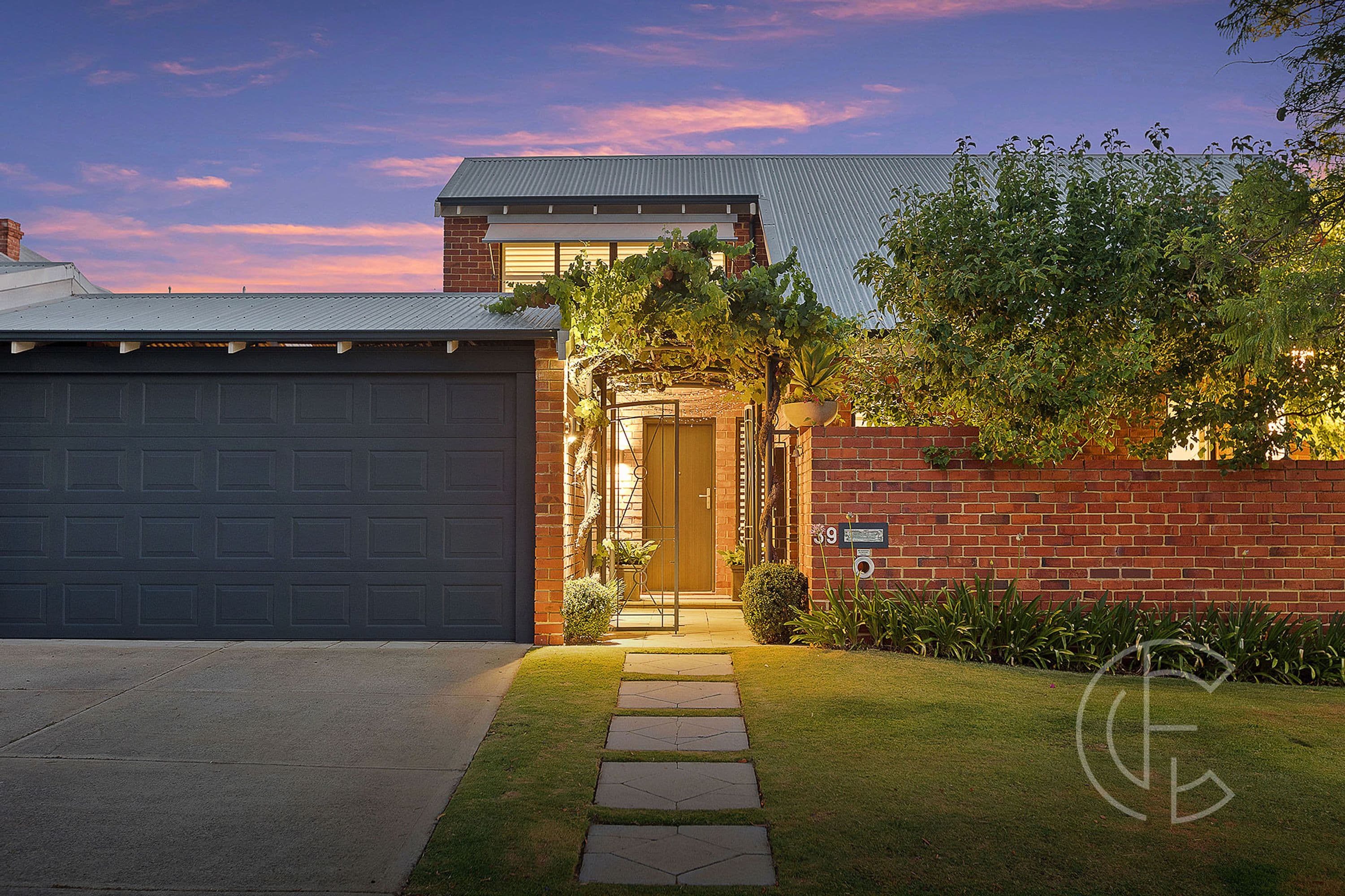 39 Ruislip Street, West Leederville - Thumbnail 3