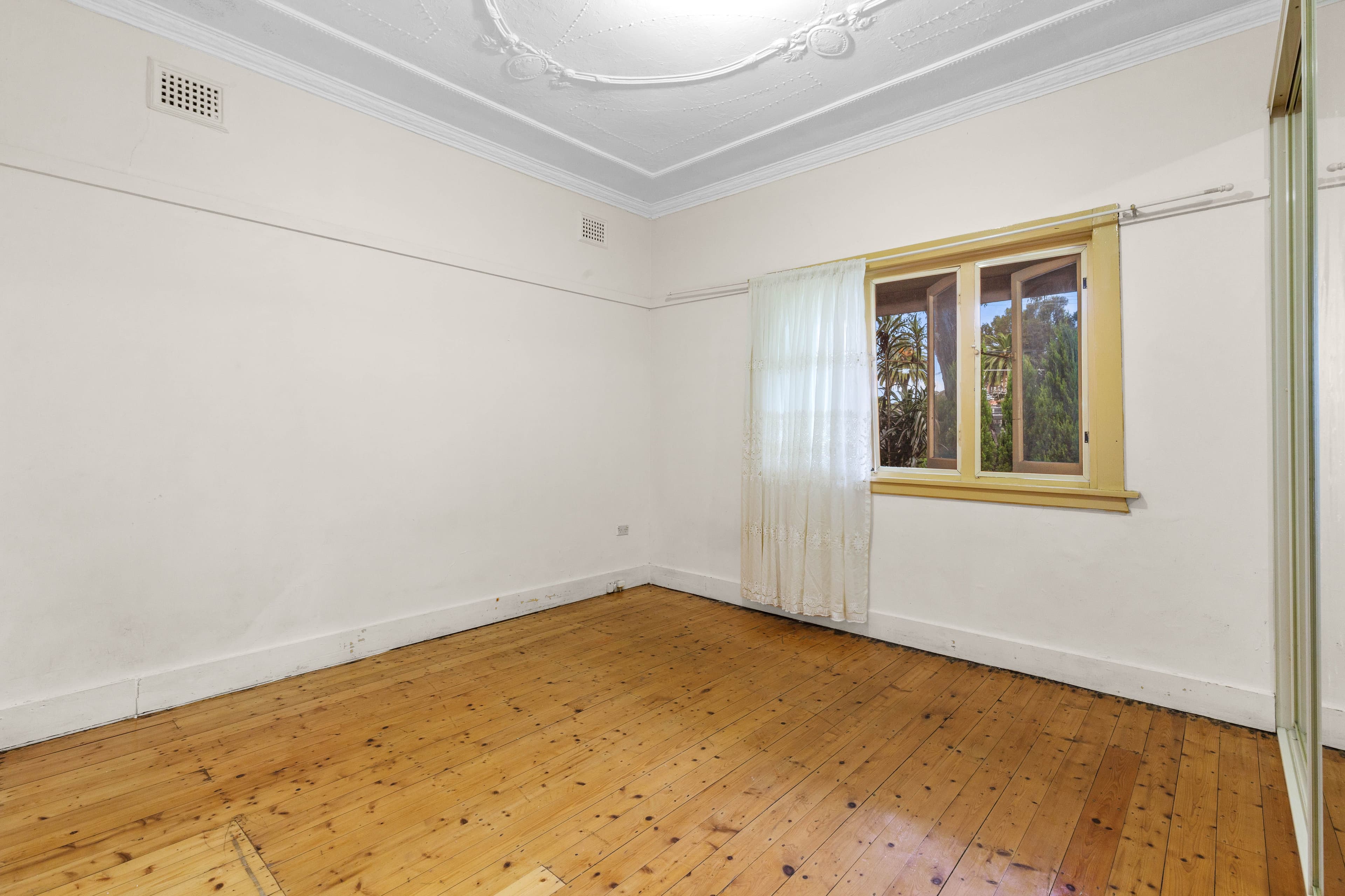 18 Timothy Street, Hurstville NSW 2220, Hurstville - Thumbnail 5