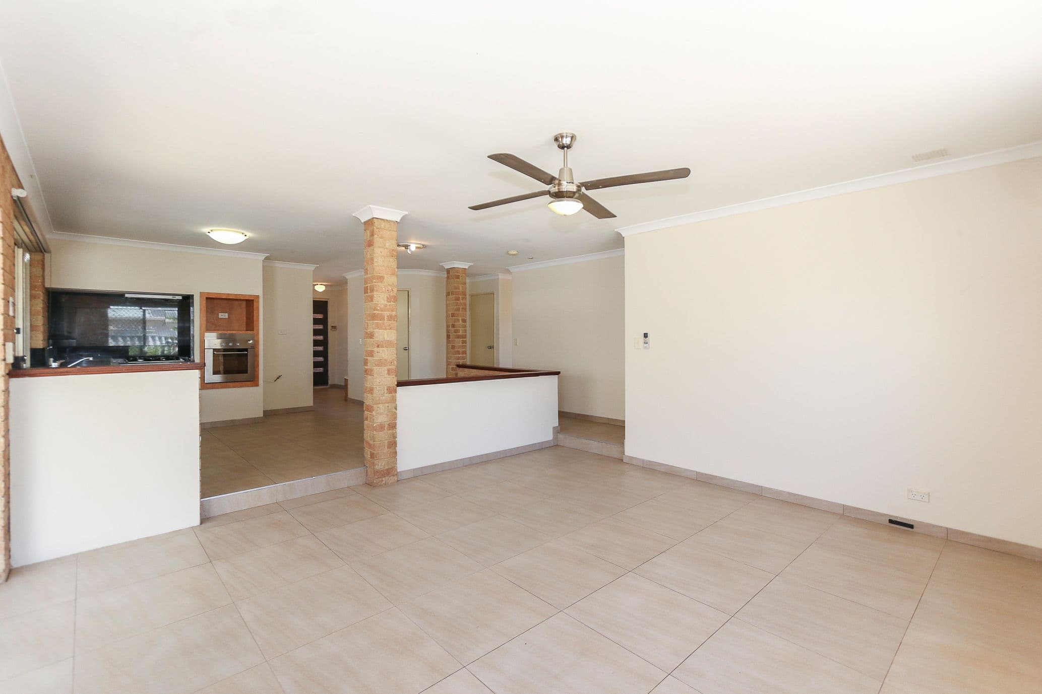 23 Mammoth Court, Ballajura WA 6066, Ballajura - Thumbnail 2