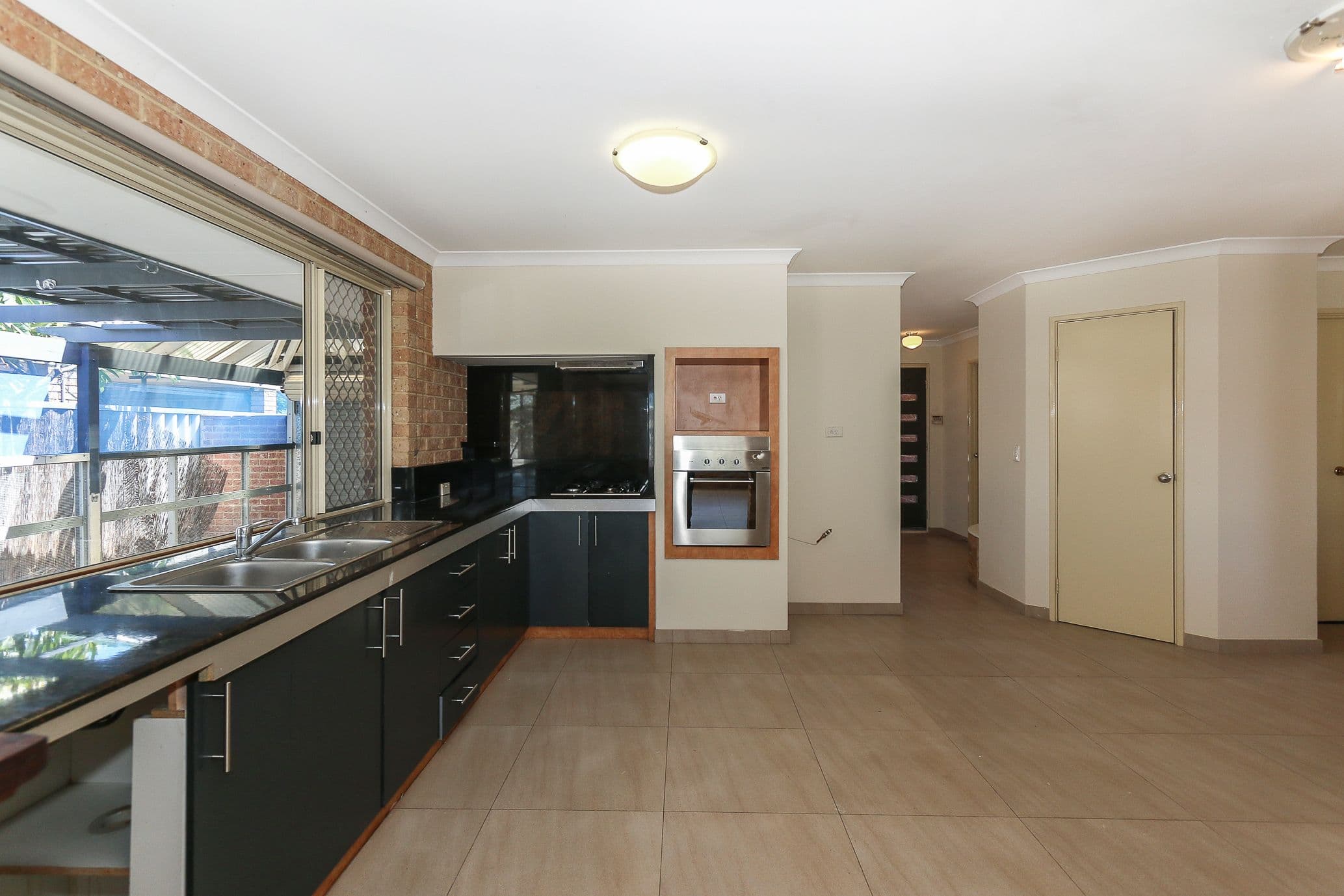 23 Mammoth Court, Ballajura WA 6066, Ballajura - Thumbnail 4