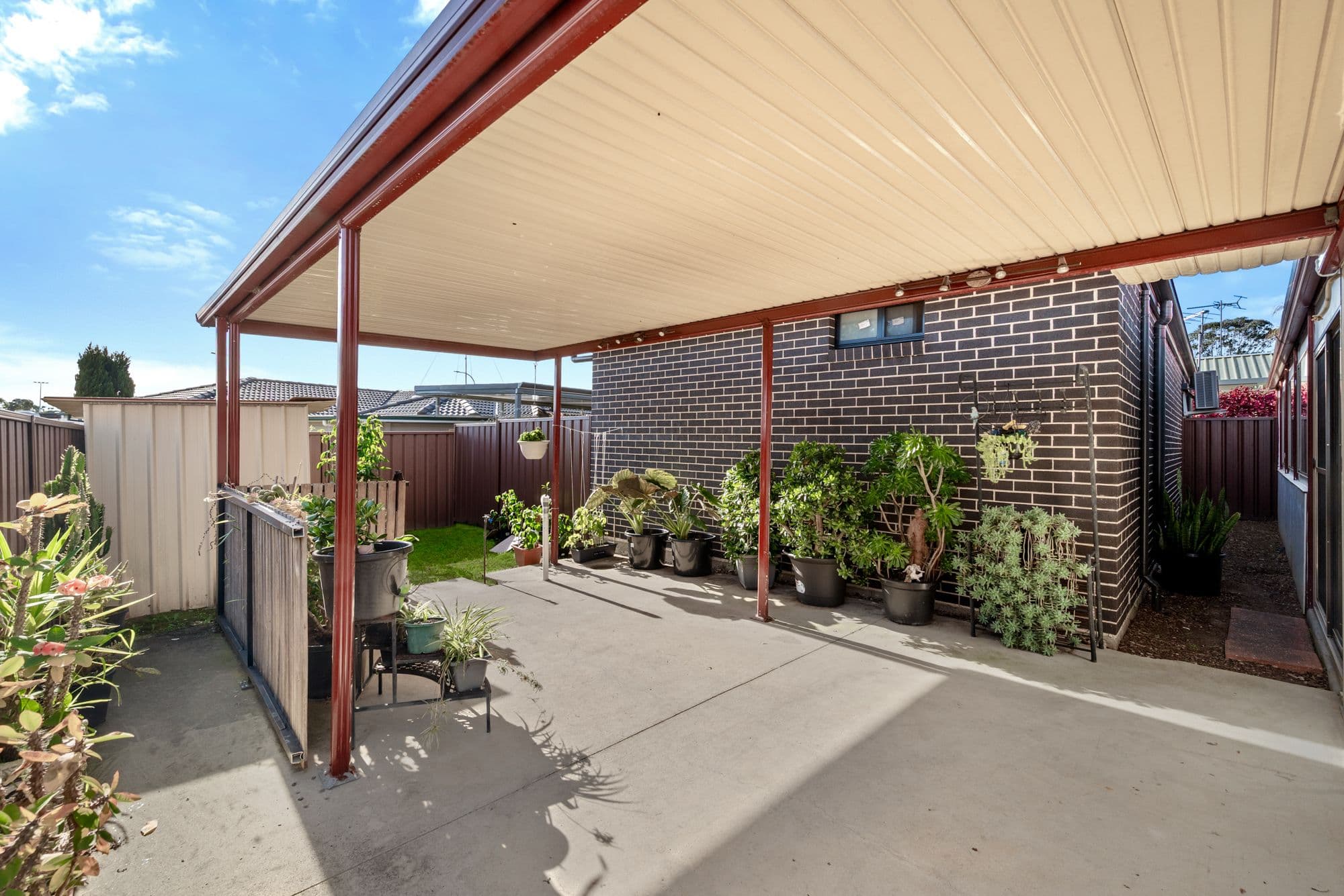 9 & 9a Francisco Crescent, Rosemeadow NSW 2560, Rosemeadow - Thumbnail 8