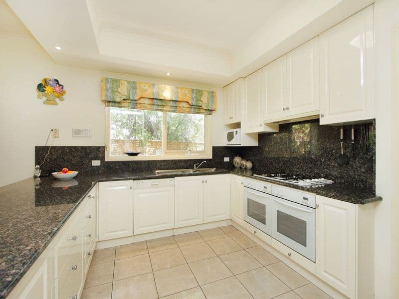 12 Fernhill Drive, Dingley Village VIC 3172, Dingley Village - Thumbnail 6