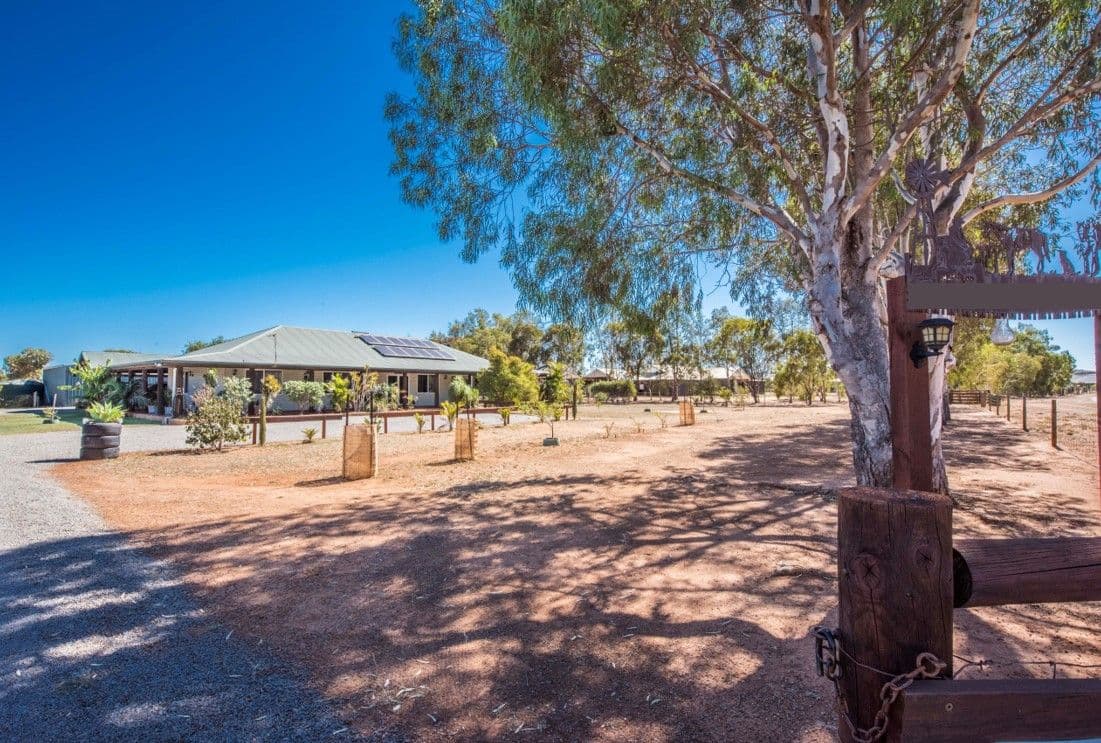 10 Polwarth Parade, Deepdale WA 6532, Deepdale - Image 1