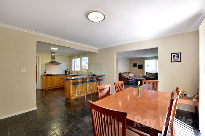 45 Hancock Drive, FERNTREE GULLY VIC 3156, Ferntree Gully - Thumbnail 3