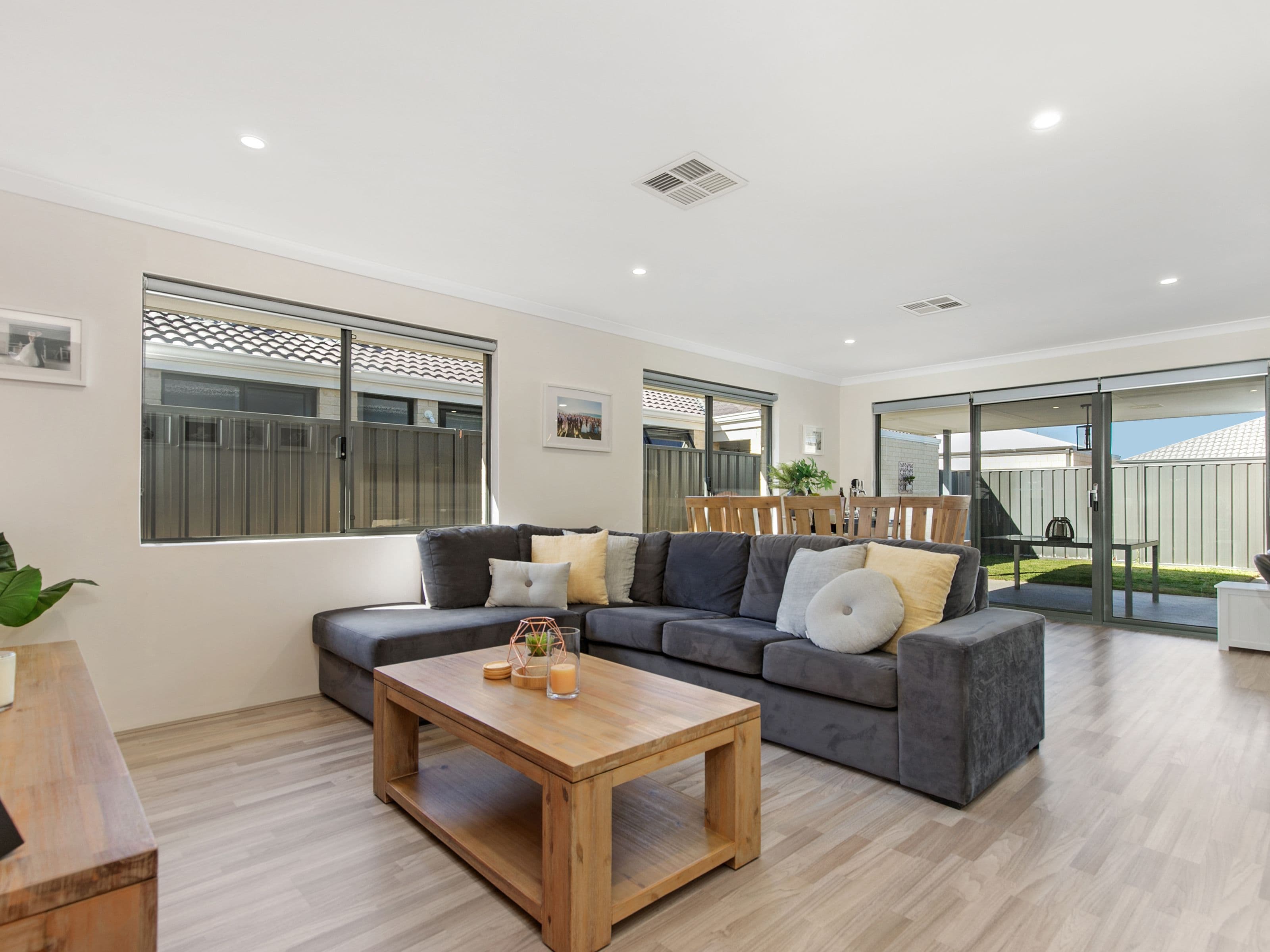 74 Bottlenose Circuit, Waikiki WA 6169, Waikiki - Thumbnail 4